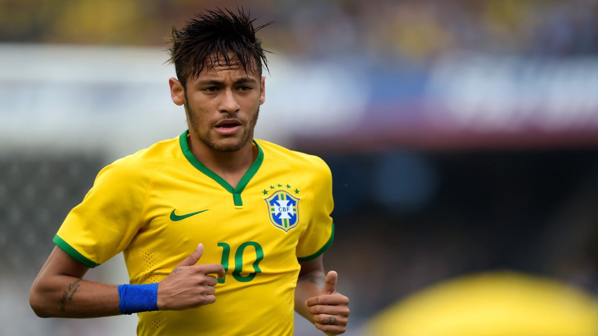 kering.com-《英雄联盟》年度虚拟偶像上线,粉丝互动频繁,lpl虚拟偶像