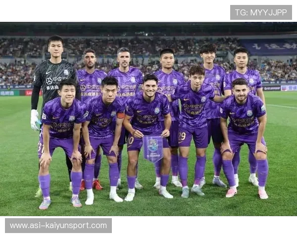 天津津门虎边后卫套上助攻，低平球横扫门前险些进网