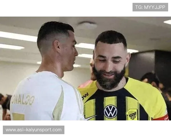 本泽马沙特新月大胜，锋线如同火山爆发